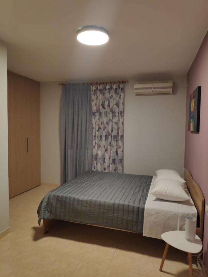 Xenia'S Countryside Guesthouse Agia Marina エクステリア 写真